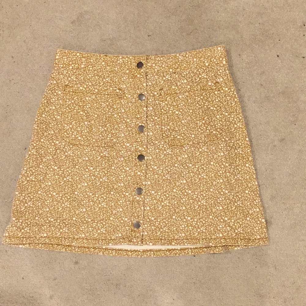 Urban Outfitters tan floral skirt size six